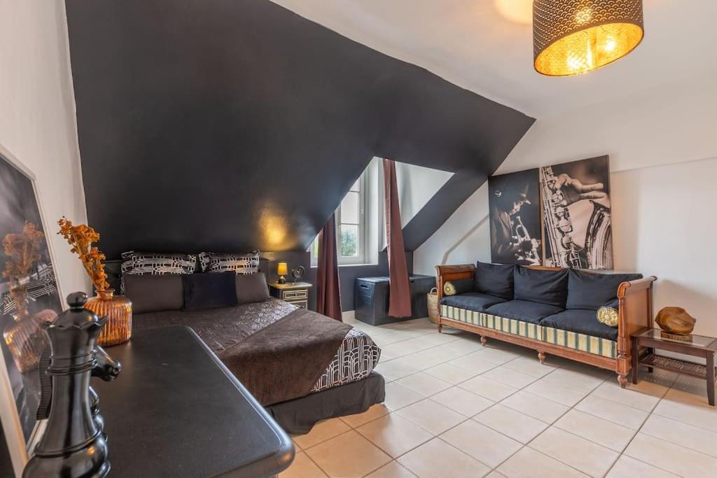 Le Gentleman Apartment